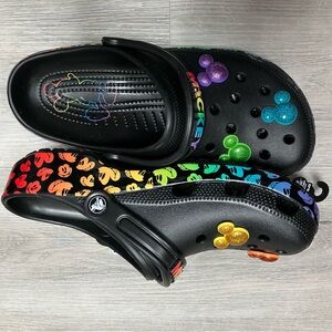 CROCS Disney Rainbow Clogs - Black with Rainbow Mickey Accents NWT   M/9 W/11